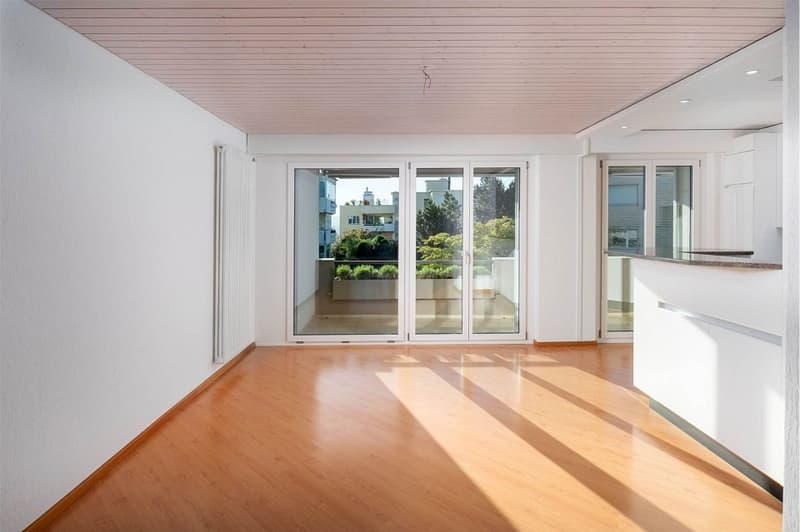 Wohnglück mit 4½-Zimmer und zwei Balkonen (2)
