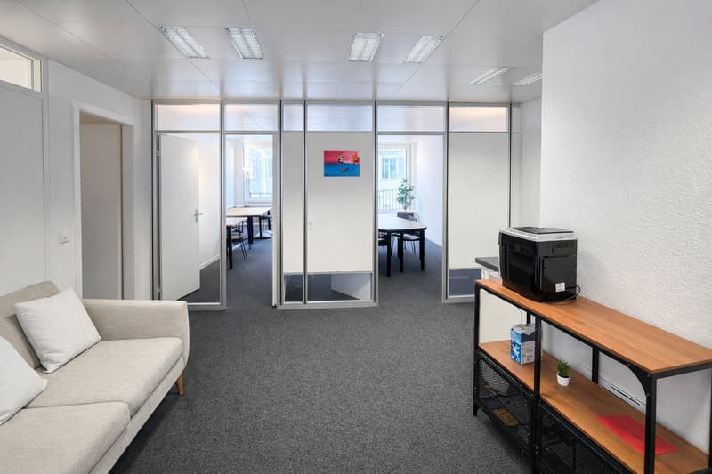 Locaux de bureau représentatifs dans un emplacement d'affaires exclusif au centre d'Olten (8)
