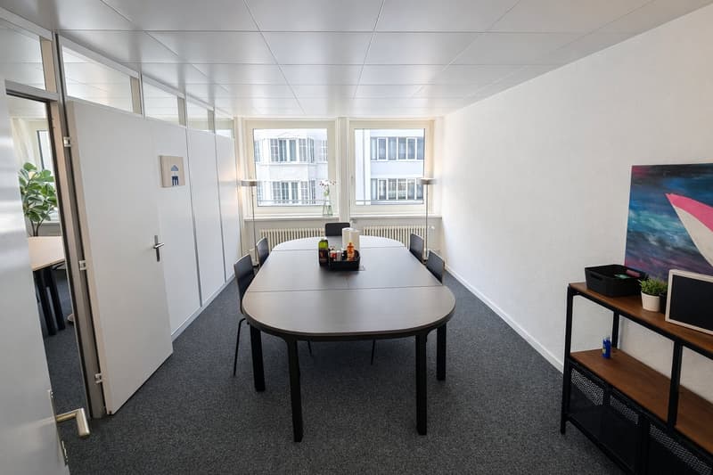 Locaux de bureau représentatifs dans un emplacement d'affaires exclusif au centre d'Olten (10)