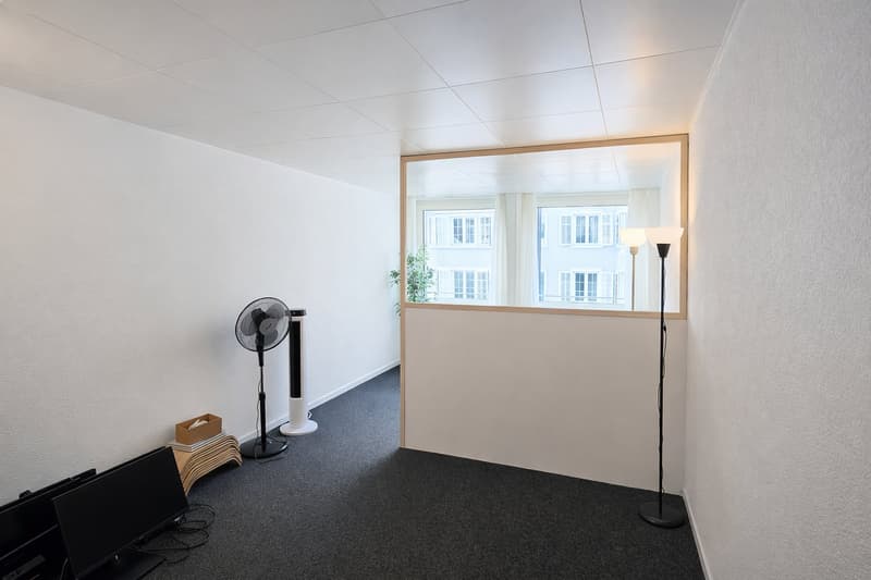 Locaux de bureau représentatifs dans un emplacement d'affaires exclusif au centre d'Olten (12)