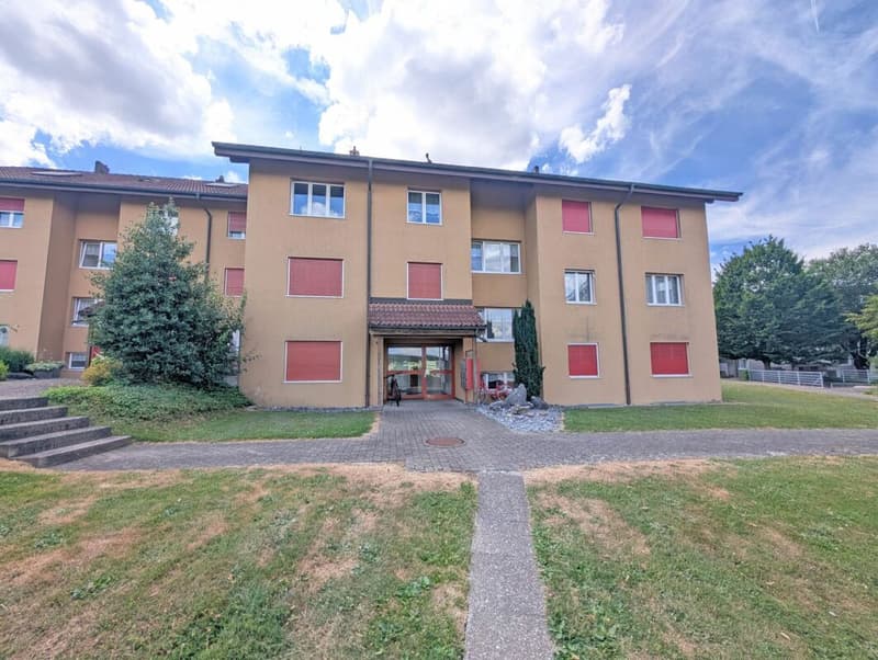 Modernisierte 4.5 Zimmer Wohnung an familienfreundlicher Lage (12)