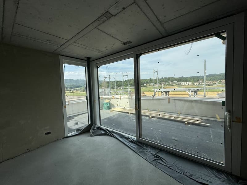 Bald bezugsbereit -exklusive 3.5-Zimmer Attika-Wohnung mit 158m2 Terrasse (12)