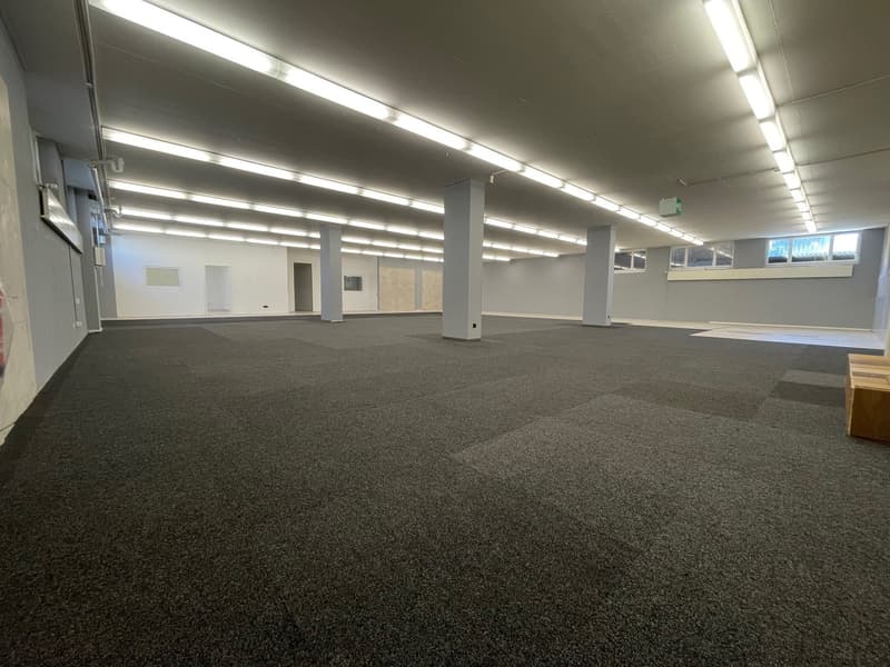 Espace commercial attractif avec infrastructure de haute qualité à Schöftland (3)