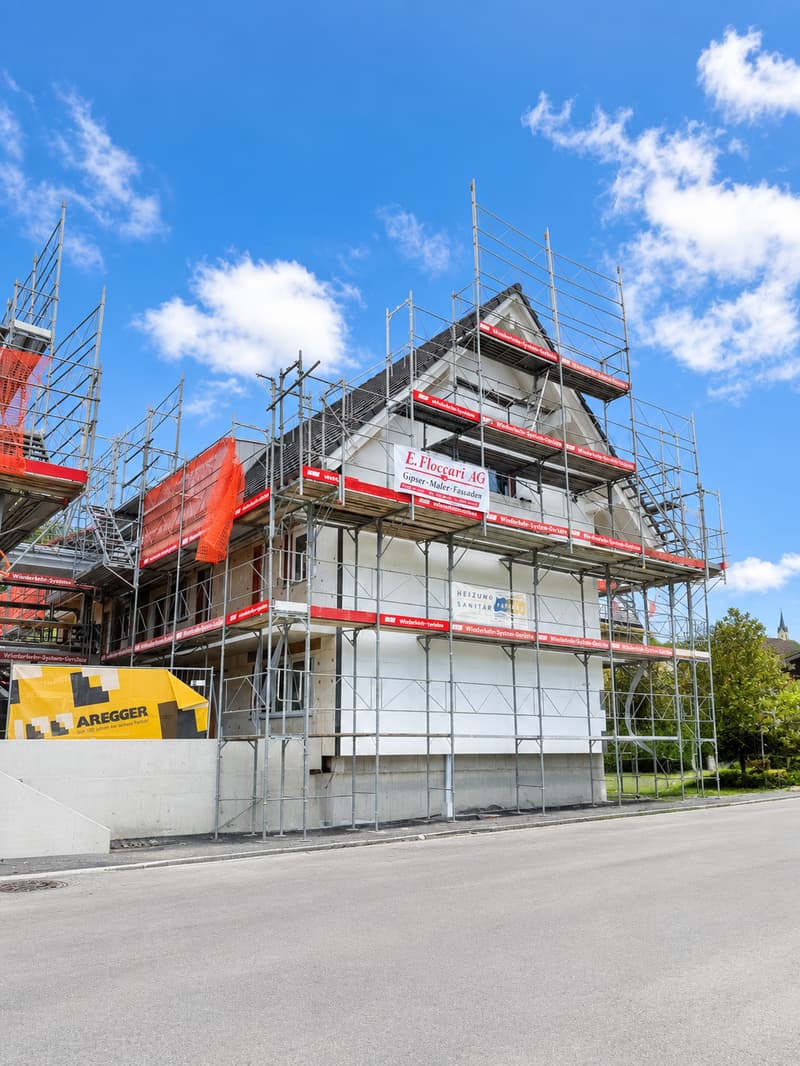 Erstvermietung 2 MFH Kirchweg 83 in Zullwil – Modern wohnen im Grünen (4)
