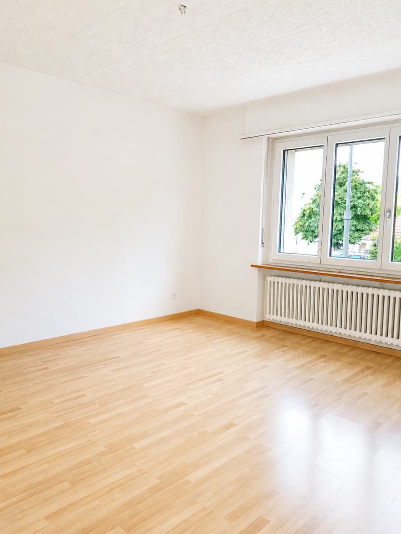 Helle und gepflegte 4-Zimmer-Wohnung mit Balkon in ruhiger Lage (7)