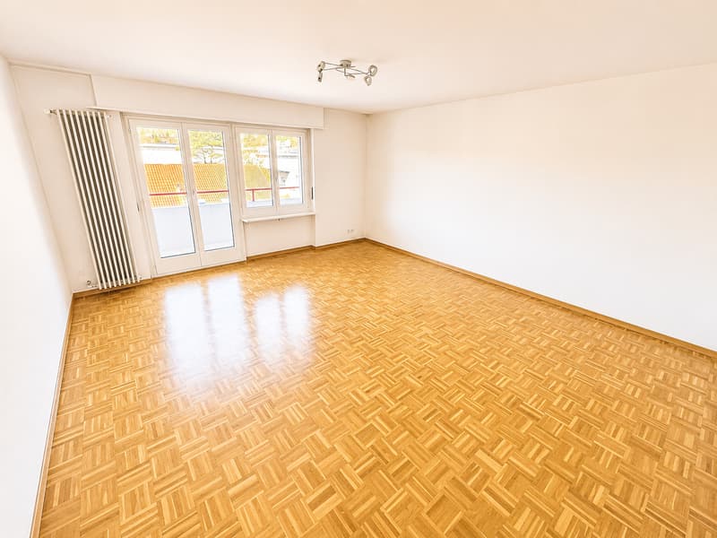 Helle und gepflegte 4-Zimmer-Wohnung mit Balkon in ruhiger Lage (4)