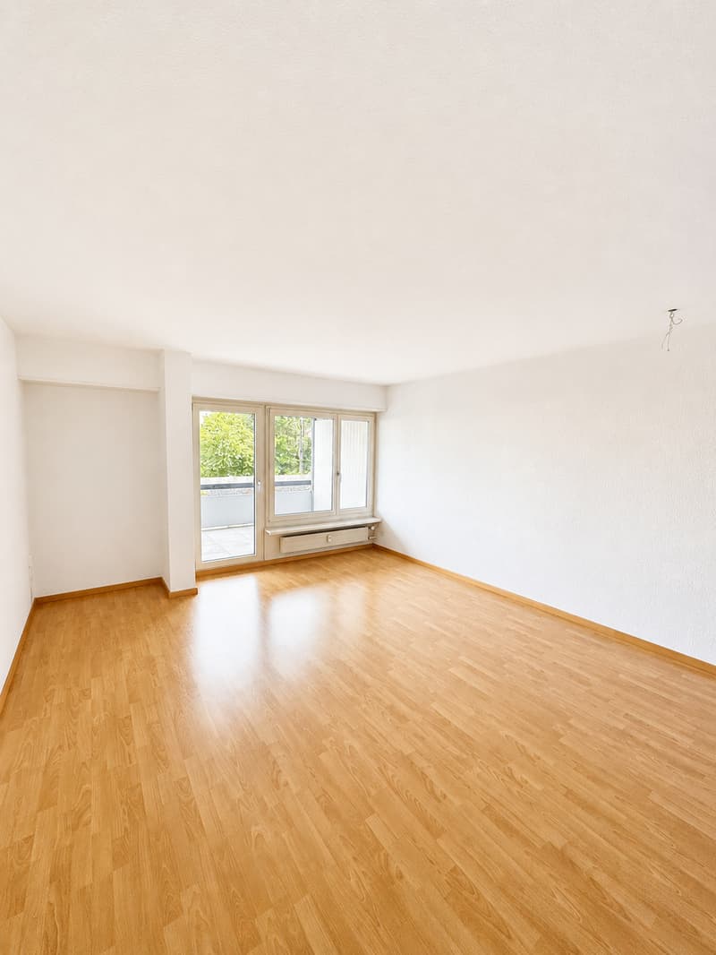 Helle 2.5-Zimmer-Wohnung mit Balkon in Schöftland (6)