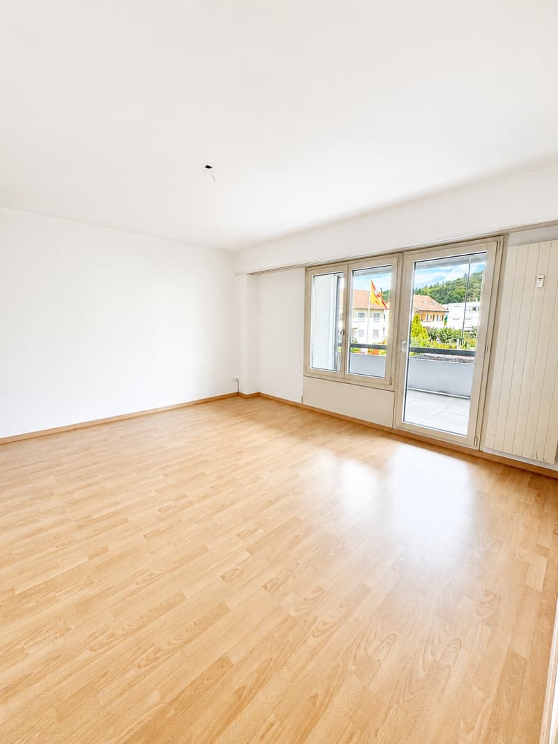 Helle 2.5-Zimmer-Wohnung mit Balkon in Schöftland (9)
