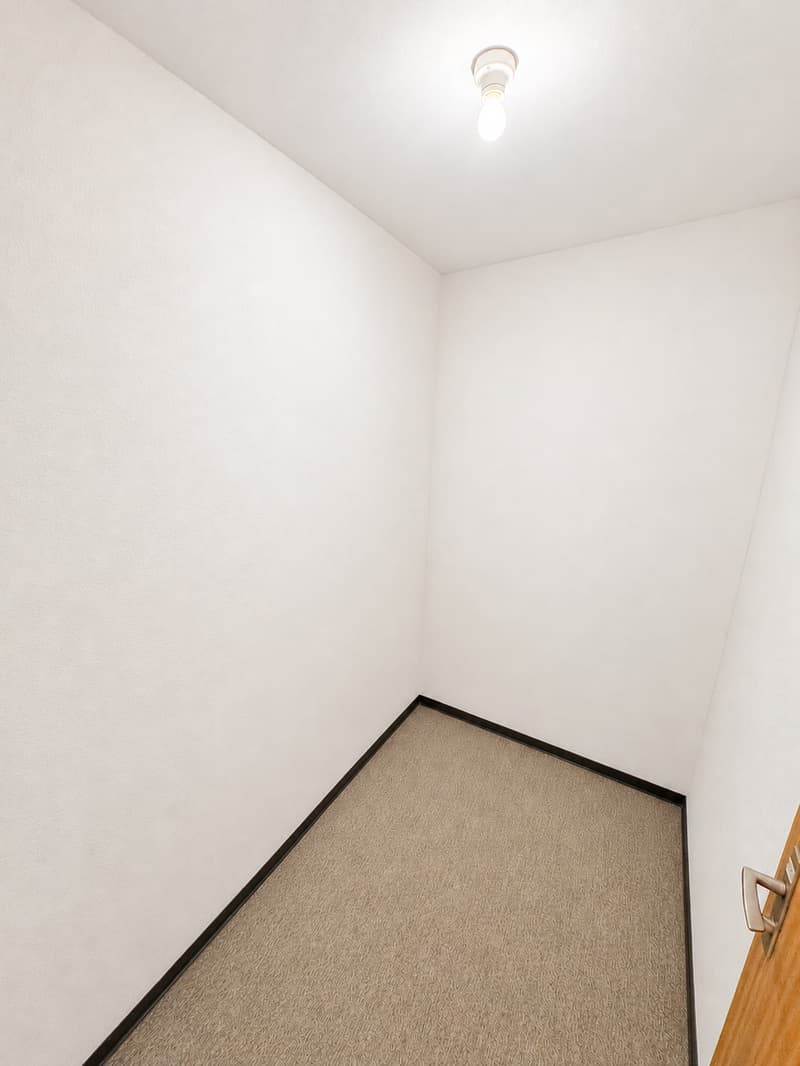 Helle 2.5-Zimmer-Wohnung mit Balkon in Schöftland (12)