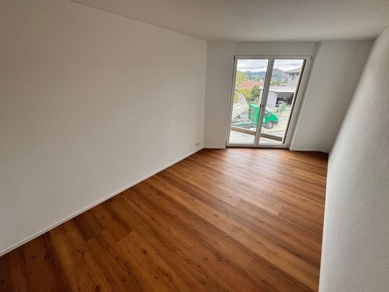 Wohnen der Extraklasse – exklusive 3.5-Zimmer-Terrassenwohnung am Buechenberg (10)