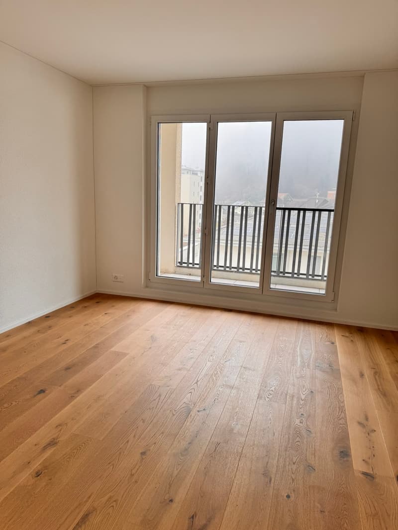 Moderne 3.5-Zimmer-Wohnung mit Balkon und schöner Aussicht in Zwingen (10)