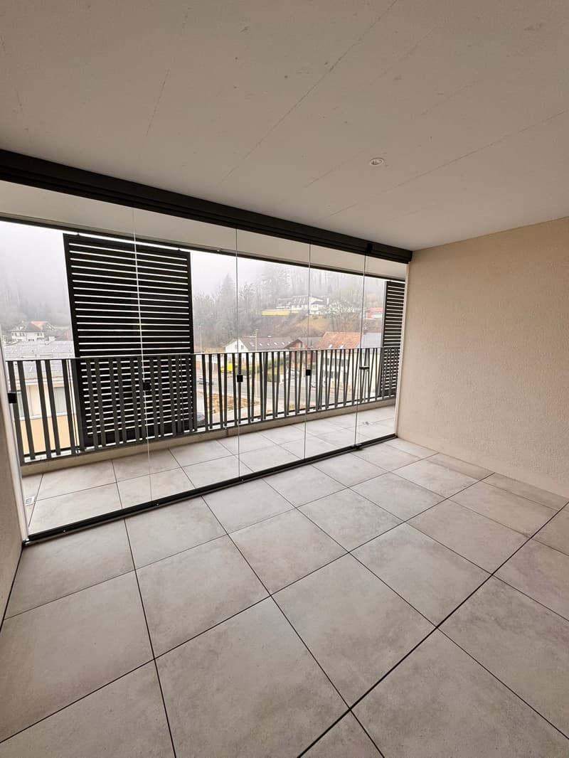 Moderne 3.5-Zimmer-Wohnung mit Balkon und schöner Aussicht in Zwingen (6)