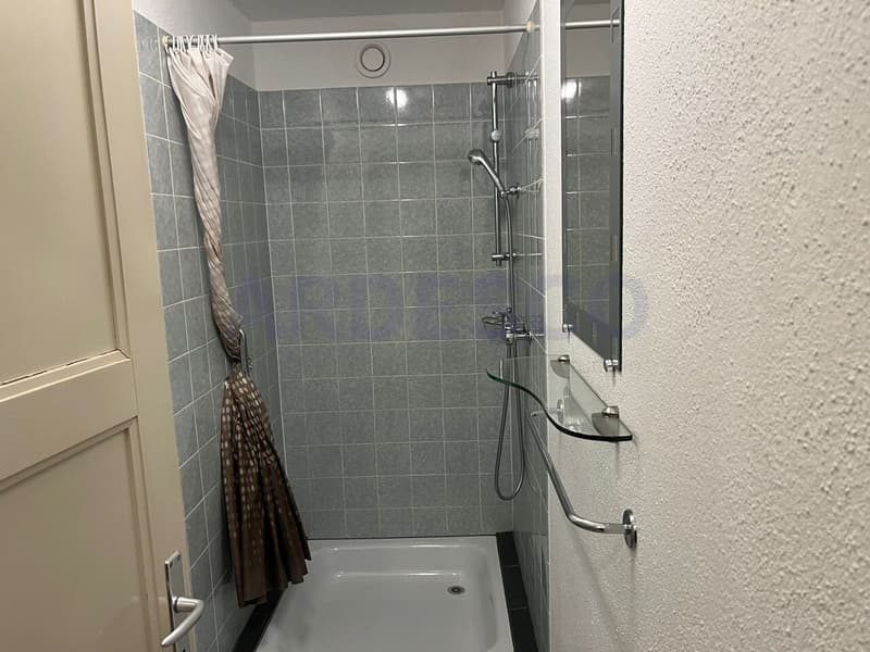 Dusche / Die Nasszelle befindet sich nicht in der Wohnung