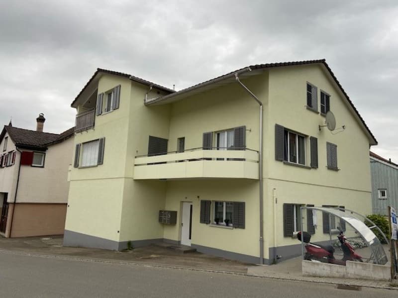 Appartement rénové et abordable de 4.0 pièces dans une petite maison multifamiliale avec balcon (près de Flawil, canton de Saint-Gall) (10)