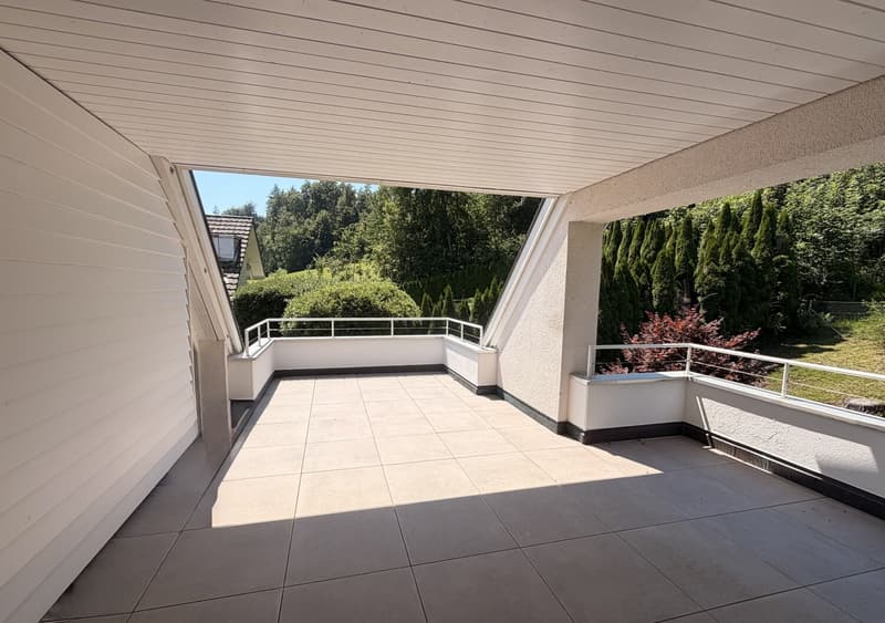 Terrasse  (2. OG)
