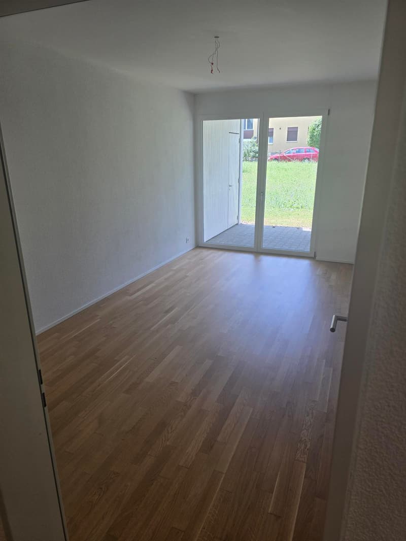 Helle Erdgeschoss-Wohnung mit Sitzplatz – sofort verfügbar! (5)
