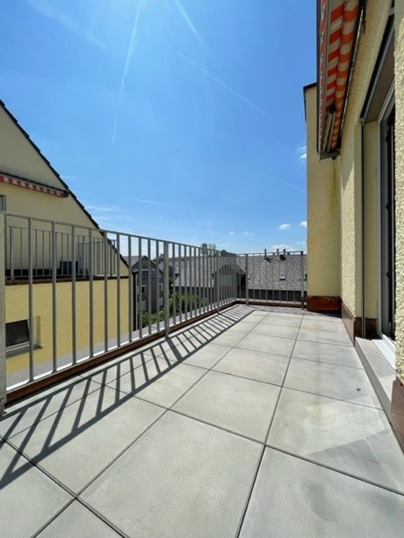 Charmante Dachwohnung mit Galerie (8)