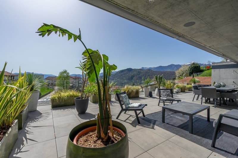 Immaginate di tornare a casa in questo splendido attico duplex con terrazza panoramica (3)