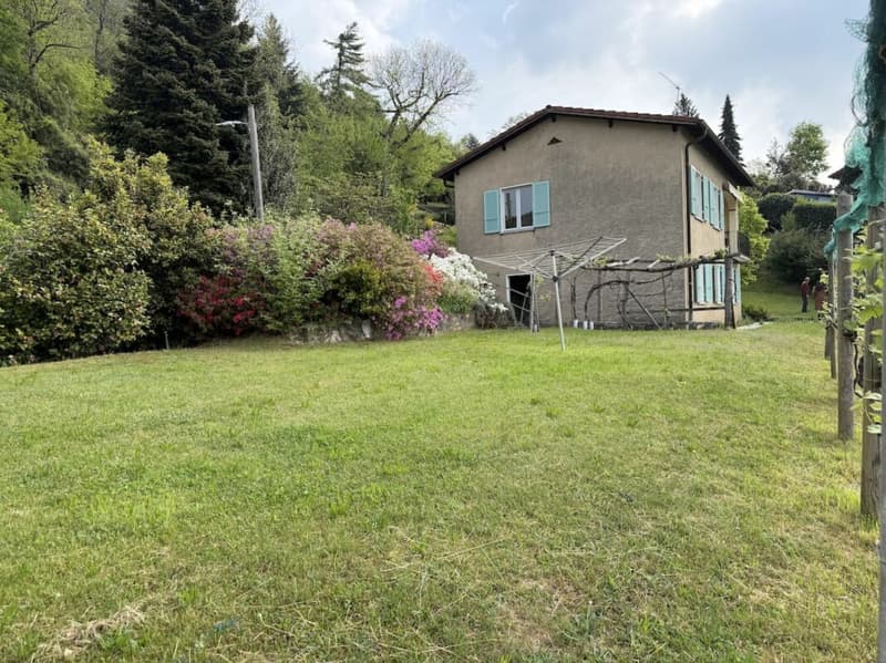 Haus mit Einliegerwohnung und Seesicht Casa con appartamento indipendente e vista lago. (2)