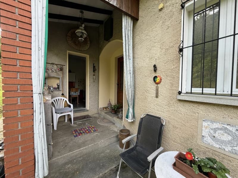 Haus mit Einliegerwohnung und Seesicht Casa con appartamento indipendente e vista lago. (7)