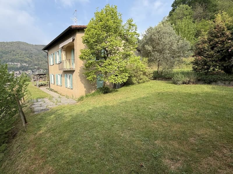 Haus mit Einliegerwohnung und Seesicht Casa con appartamento indipendente e vista lago. (3)