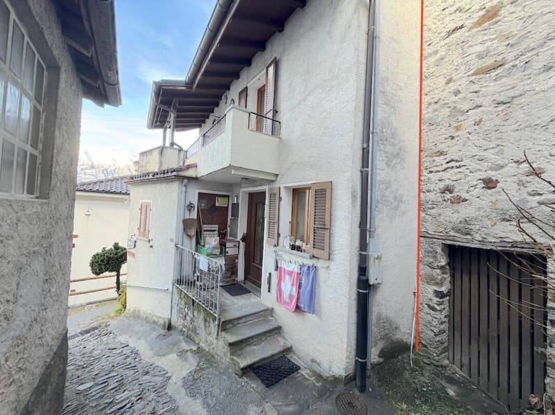 Ruhiges EFH 5 Zimmer mit Seesicht und vielen Kellern   Tranquilla casa indipendente con 5 locali, vista lago e numerose cantine (3)