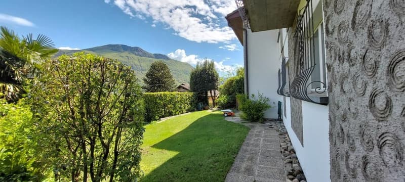 Grosses u. privates EFH mit Lift mit Grottino, Zweitwohnsitz! Ampia e prestigiosa casa unifamiliare privata con ascensore, grottino e possibilità di residenza secondaria. (4)