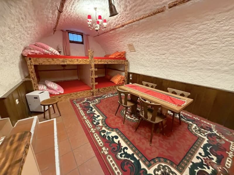 Schönes Gasthaus mit Wohnung und Gäste Wellness Zimmer zu verkaufen (3)