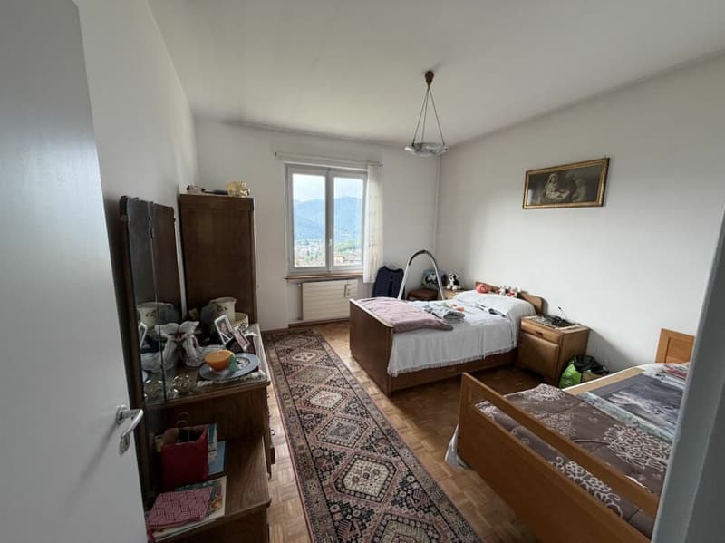 Haus mit Einliegerwohnung und Seesicht Casa con appartamento indipendente e vista lago. (11)