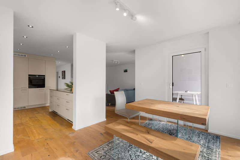 Drei moderne Terrassenhäuser mit Lift und grosszügigem Garten (15)