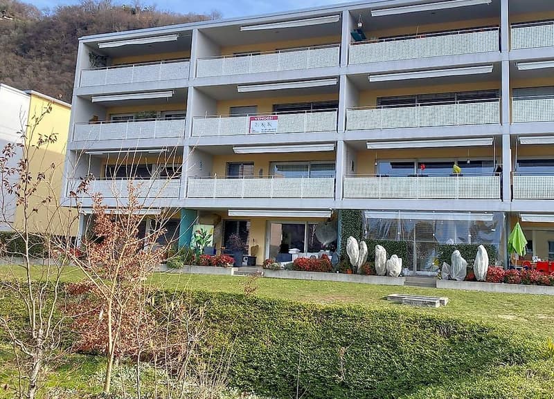 Mendrisio, 2.5 locali con piscina, wellness e parco (9)