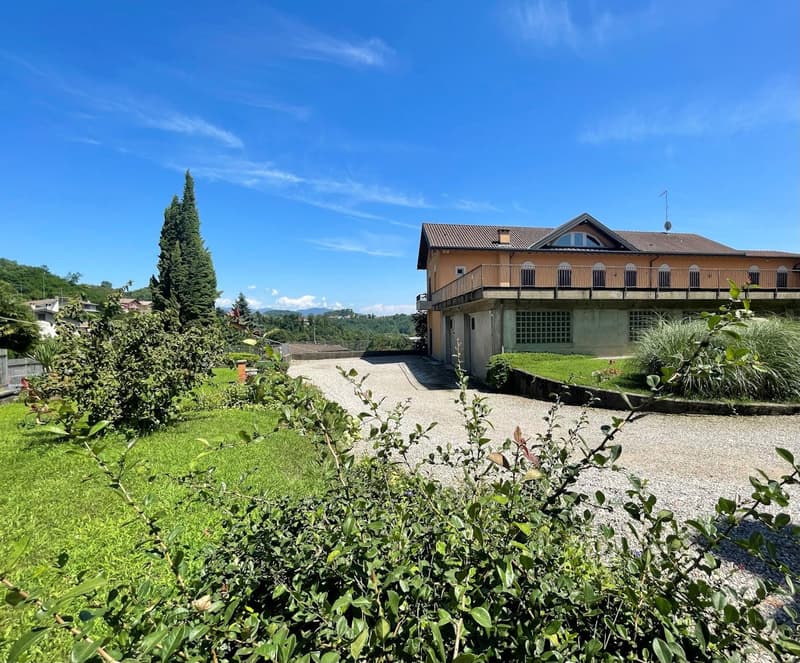 Rodero (I) - Si vende casa con due appartamenti e laboratorio (5)