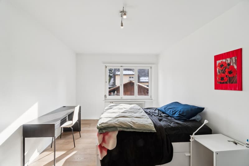 Grosszügiges Schlafzimmer