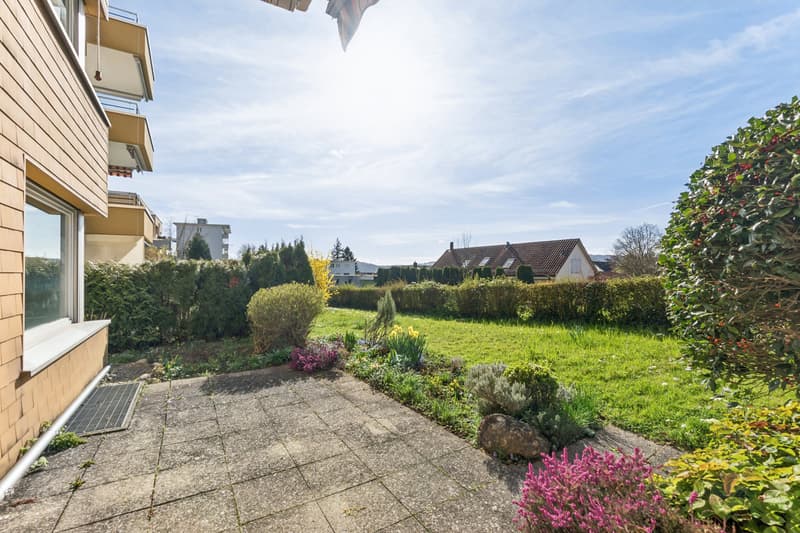 Attraktiver Gartensitzplatz mit Wohlfühlfaktor