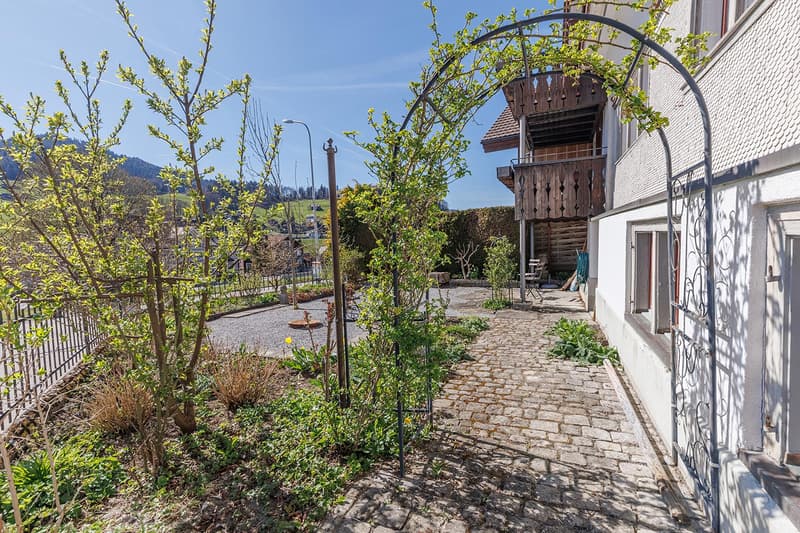 Garten mit Sitzplatz