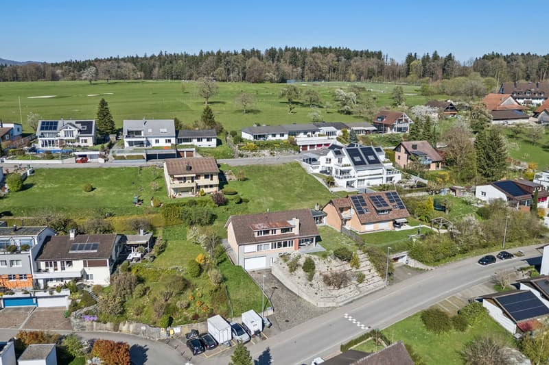 Altbau auf wertvollem Bauland