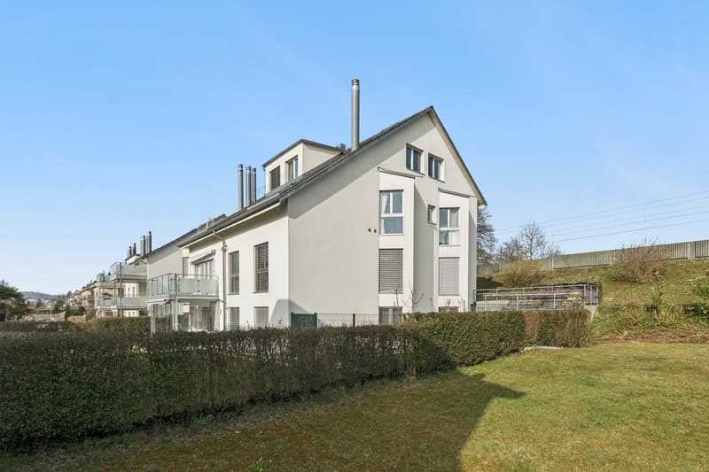 Moderne Architektur in ruhiger Lage