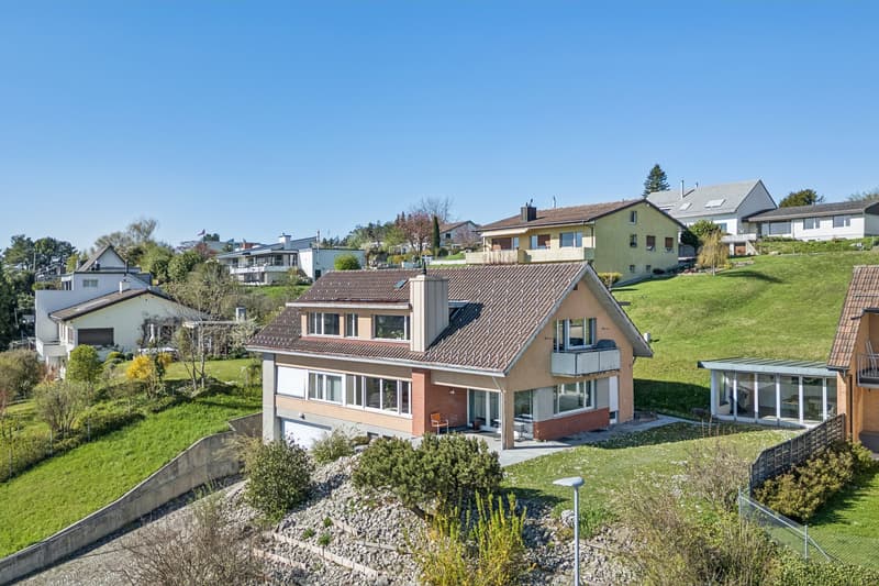 Charmantes Einfamilienhaus in ruhiger Hanglage