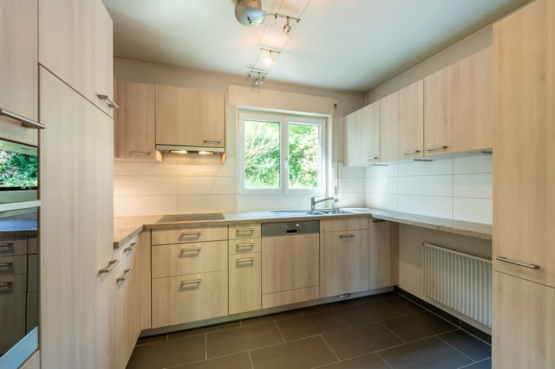 Küche (Wohnung 1. OG)