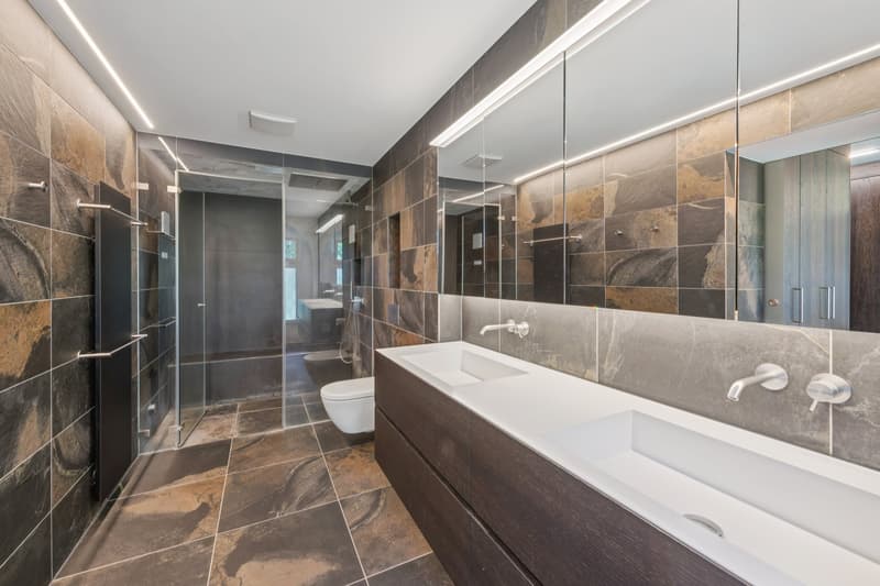 Badezimmer in der Einliegerwohnung