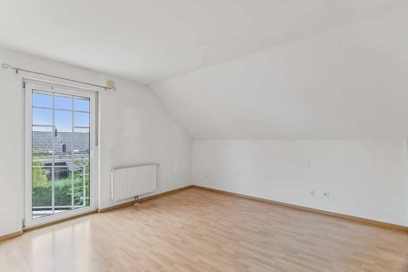 Zimmer mit direktem Zugang zum Balkon