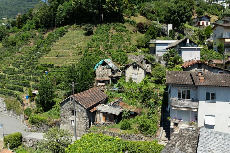 Terreno con rustici da riattare