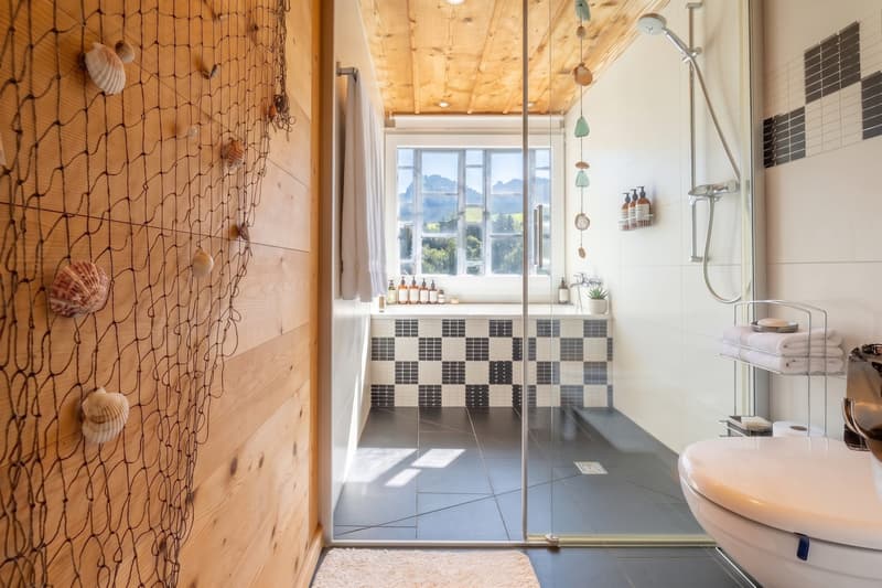 Badezimmer EG