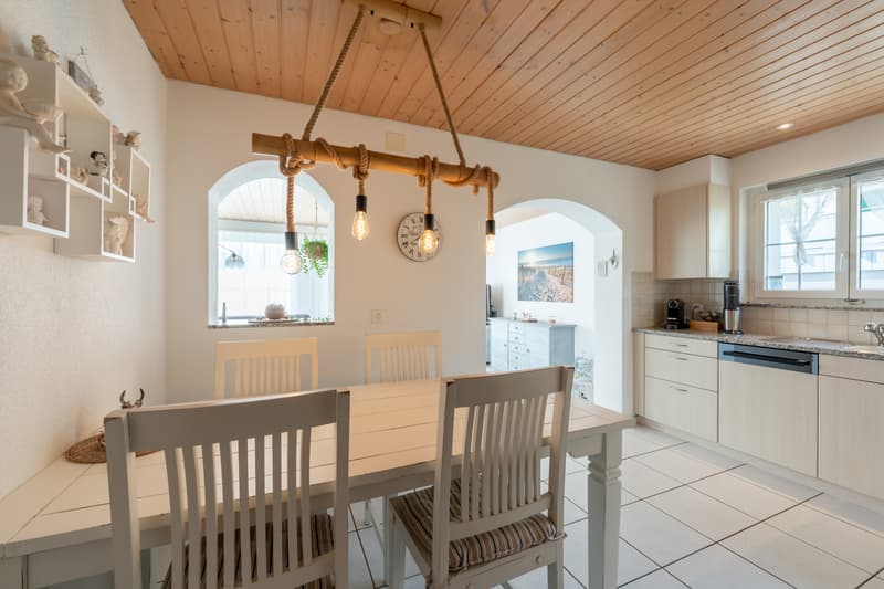 4.5-Zimmerwohnung, Erdgeschoss / Küche mit Essbereich