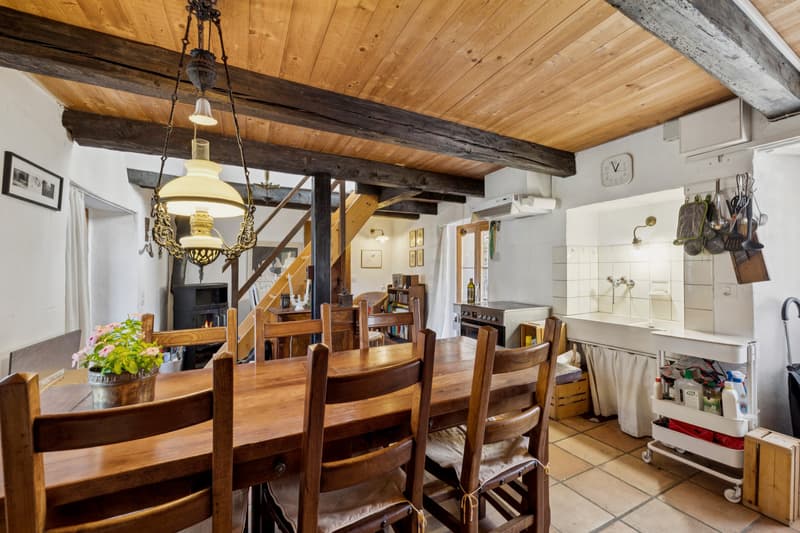 Küche und Esszimmer