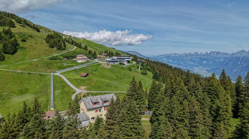 Seltene Gelegenheit im Pizolgebiet - etabliertes Gruppen- und Ferienhaus (19)