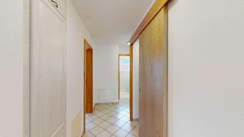 2 1/2 Zimmer-Wohnung Ruhige Wohnlage - in kurzer Distanz im Zentrum (8)