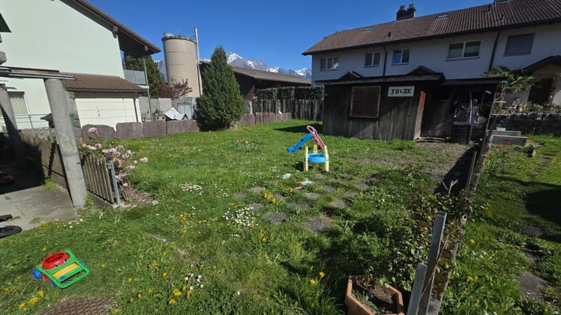 4½-Zi Doppel-Einfamilienhaus an zentraler Lage (17)