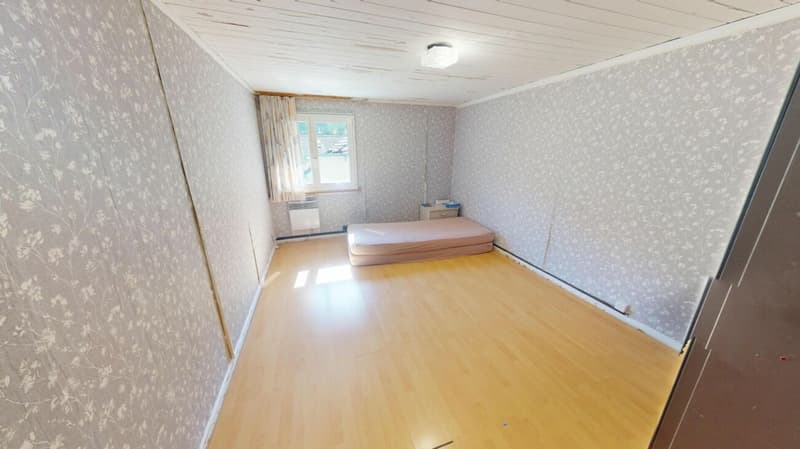 4½-Zi Doppel-Einfamilienhaus an zentraler Lage (12)
