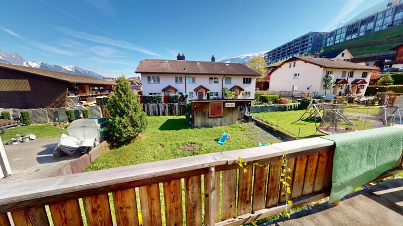 4½-Zi Doppel-Einfamilienhaus an zentraler Lage (8)